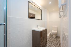 Photo 16- click for photo gallery